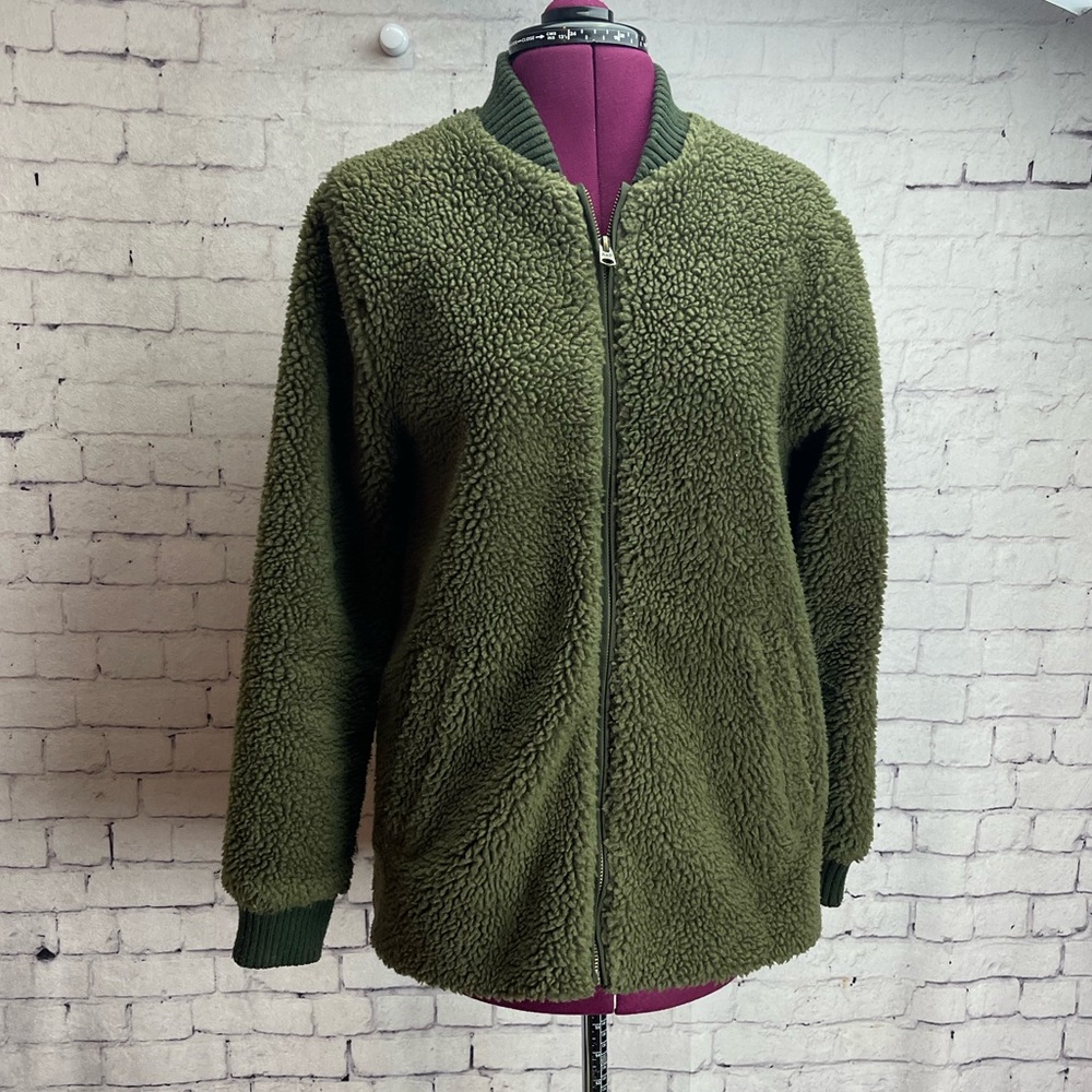 Abercrombie and Fitch green Sherpa bomber jacket size XS